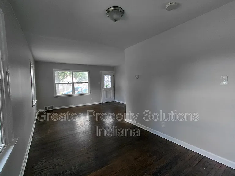 6304 Madison Ave — Photo 2