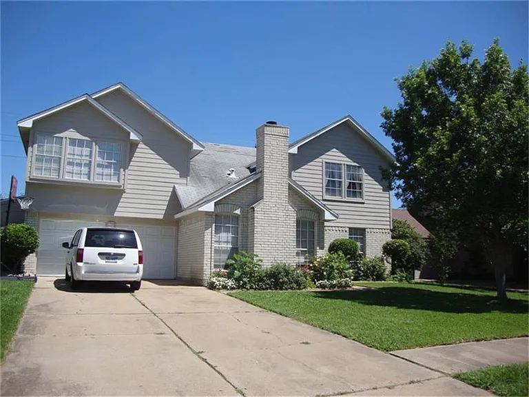 22818 Brafferton Ln — Photo 1