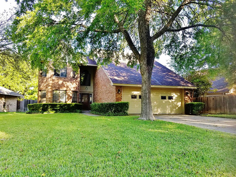 1st image of 4324 Woodstone Cir