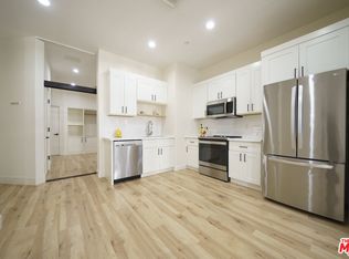 3810 Wilshire Blvd APT 804, Los Angeles, CA 90010