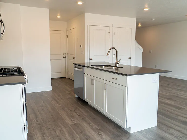 2963 W Hiatt Way — Photo 2