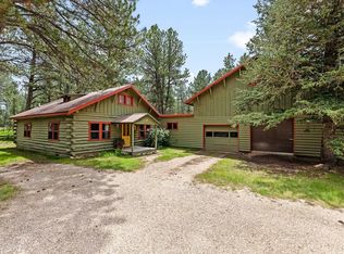 25187 Upper French Creek Rd, Custer, SD 57730