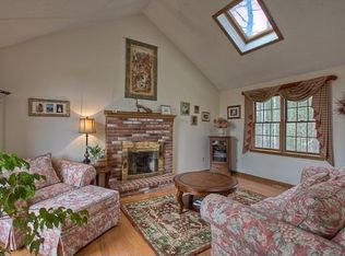 3 Baltusrol Dr, Hudson, NH 03051