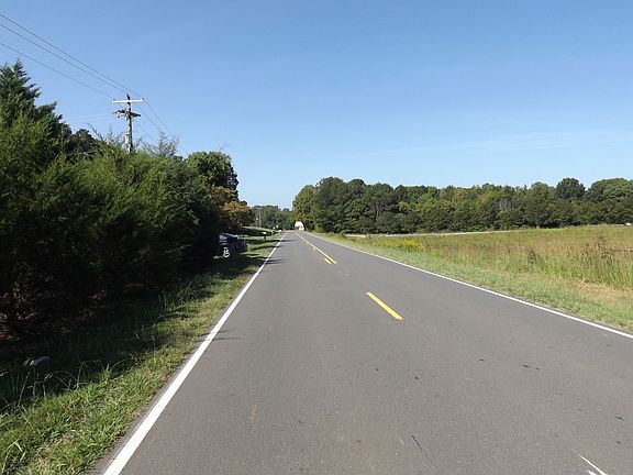 4th image of 2465 Saxapahaw Bethlehem Ch Rd
