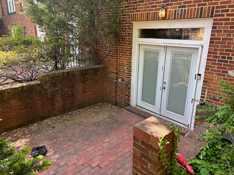 4240 39th St NW #B — Photo 14