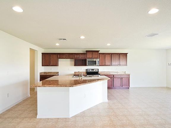 3rd image of 4605 Harvest Row Ln