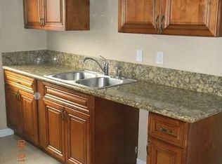 929 W 29th St, San Pedro, CA 90731