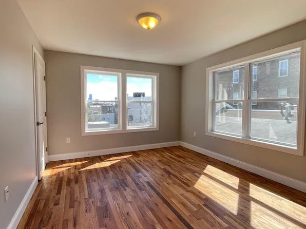 703a707 28th Street image 8 of 15