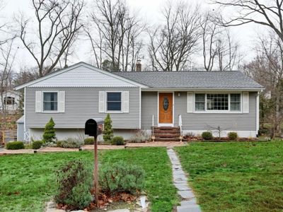 16 Jenny Ln, Park Ridge, NJ, 07656
