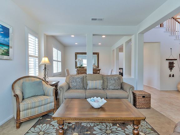 5th image of 770 Sungold Way