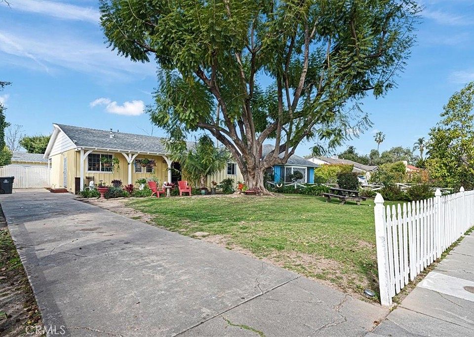 2208 N Flower St, Santa Ana, CA 92706 Zillow