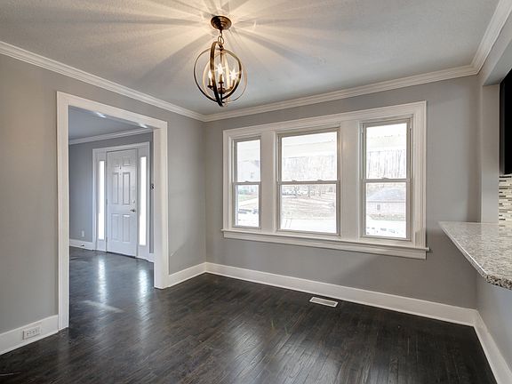 4th image of 2259 Ermine Dr