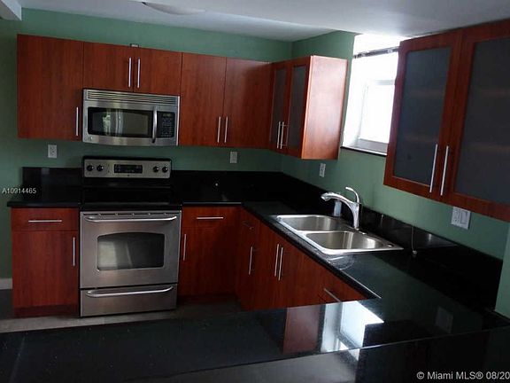 2nd image of 1045 10th St APT 304