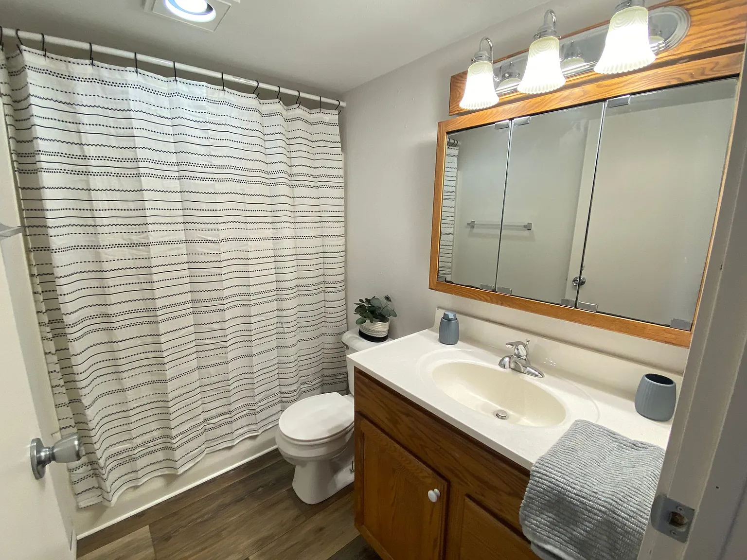 2 bed, 1168 sqft, $950 — Photo 4