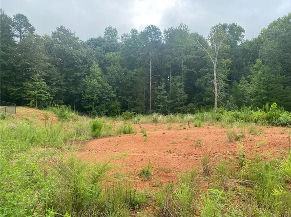 153 Johns Way, Commerce, GA 30529