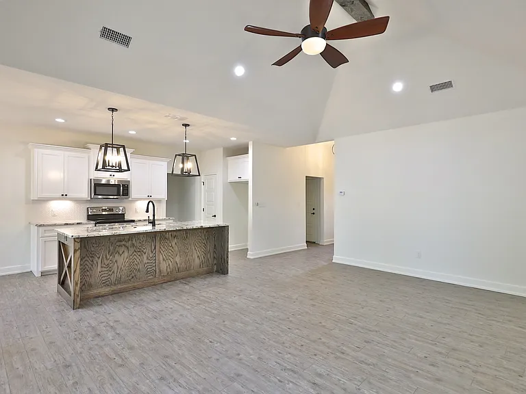 5702 Legacy Dr — Photo 7