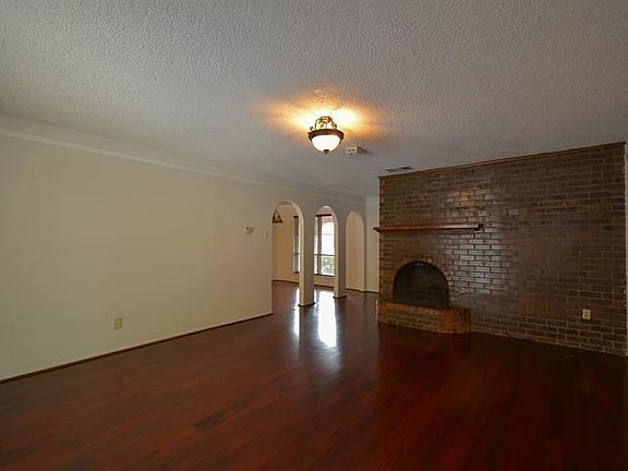 5th image of 4213 Ashmore Dr