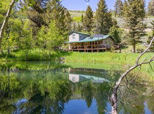 515 Lander Mountain Rd, Lander, WY 82520