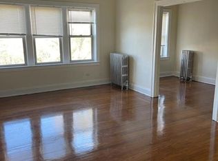 635 E 71st St #2E, Chicago, IL 60619