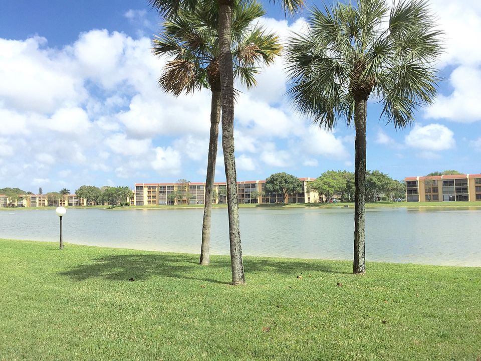 1st image of 6310 Coral Lake Dr