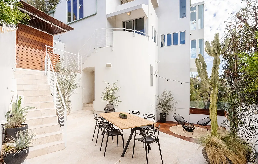 Rutherford Dr, Los Angeles — Photo 3