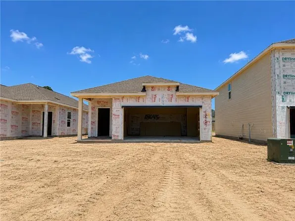 18645 Shauna Danielle Dr, New Caney, TX 77357