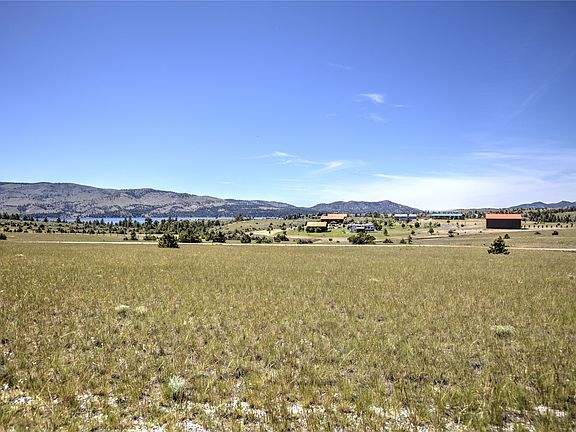 3rd image of 3420 Woodridge Trl