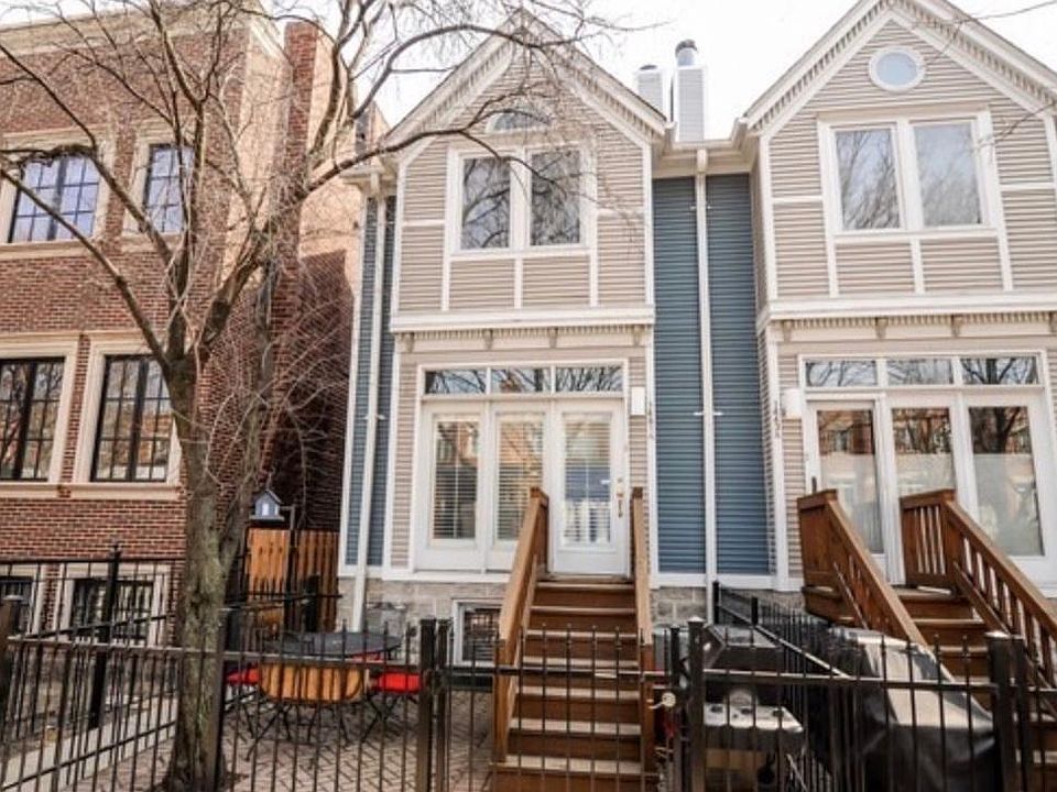 1st image of 1441 W Wrightwood Ave