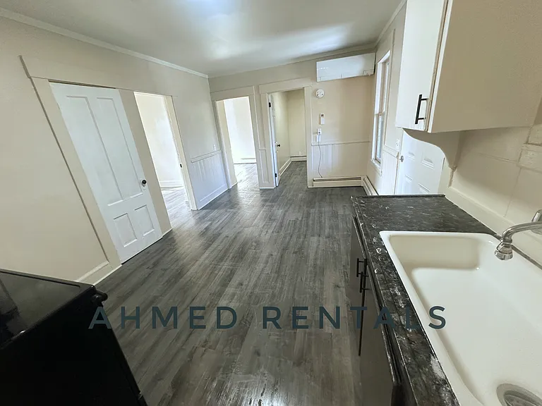 128 Alfred St #4 — Photo 7