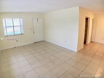 3rd image of 2400 NE 188th St #2400