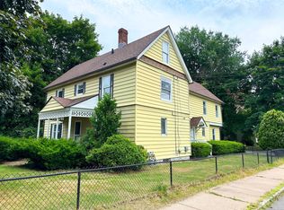 62 Pleasant St, Manchester, CT 06040