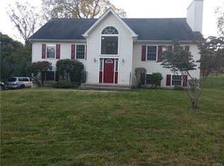 35 Heaton Rd, Monroe, NY 10950