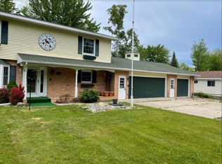 17910 Birch St, Alpena, MI