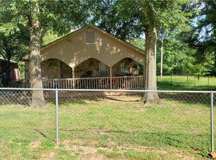 1300 N 2nd St, Ozark, AR 72949
