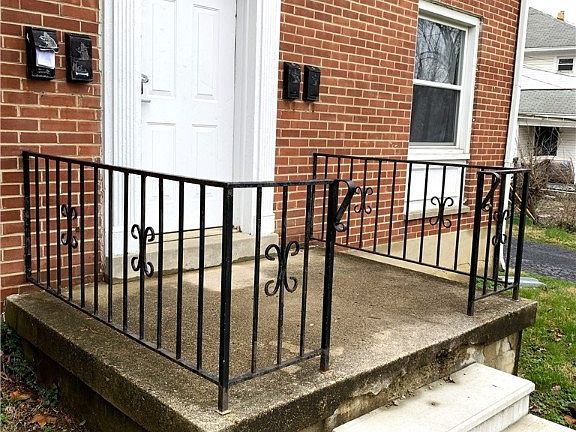 5th image of 55 Woodcrest Ave