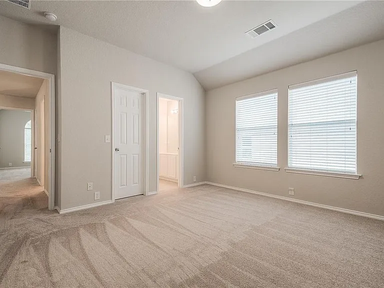 2338 Falcon Point Dr — Photo 15