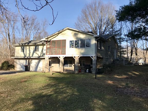 2nd image of 4650 W Woodland Dr