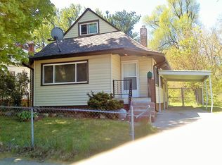 1714 Donora St, Lansing, MI 48910