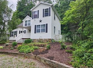 132 Cook Ln, Beacon Falls, CT 06403