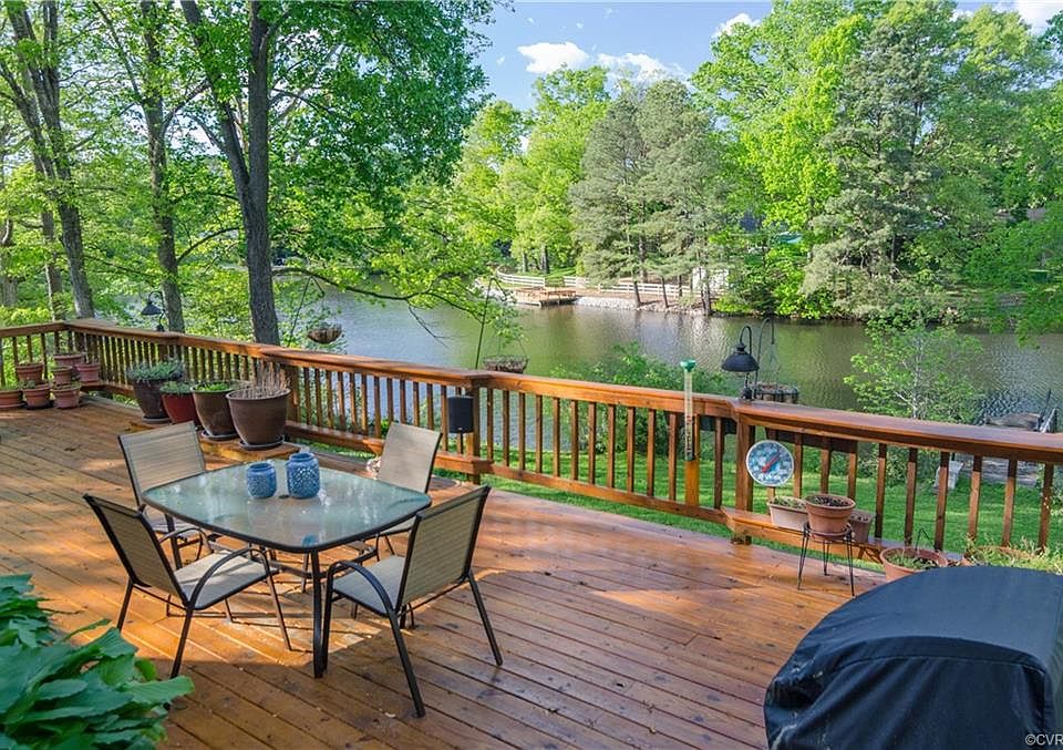 1st image of 10046 Oldfield Dr