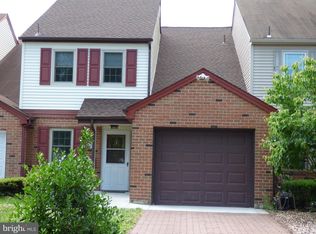82 Andover Dr, Langhorne, PA 19047