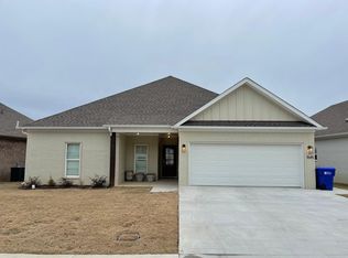 1645 Poteete Dr, Conway, AR 72034
