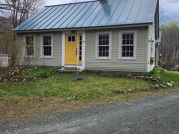 4th image of 27 Bear Pond Road