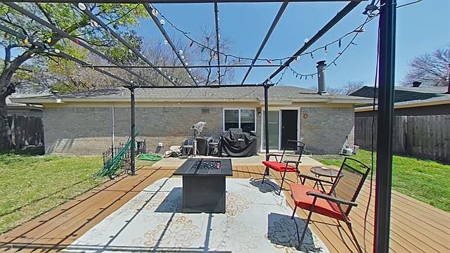 2nd image of 1125 Holbrook Dr