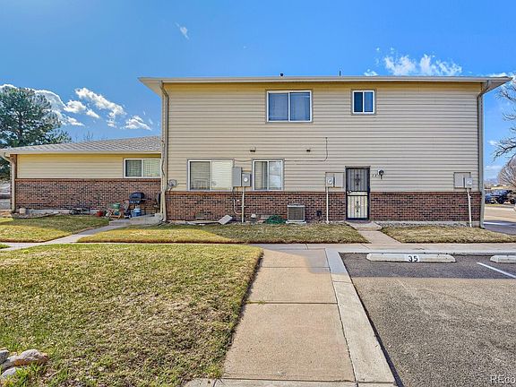 2nd image of 3354 S Flower Street #29