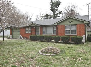 1204 W Stanford St, Springfield, MO 65807