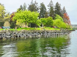 1120 Cogean Ave, Bremerton, WA 98337