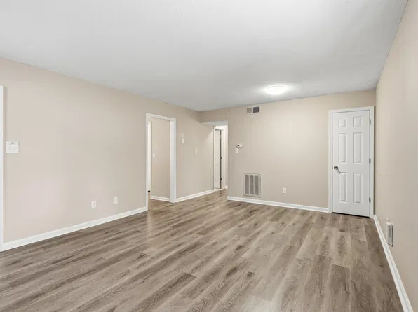 916 Fiske St APT B, Durham, NC 27703