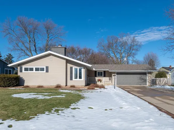 708 Tatepaha Blvd, Faribault, MN 55021