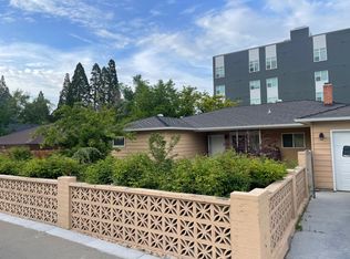 1560 Hillside Dr, Reno, NV 89503